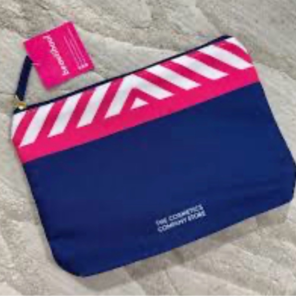 NWT Blue and Pink Cosmetic Pouch